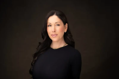 Professional Headshot of business woman