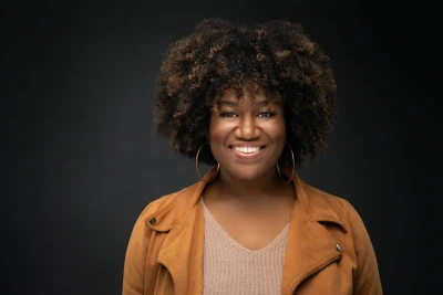 Professional Headshot of woman posing in the studio