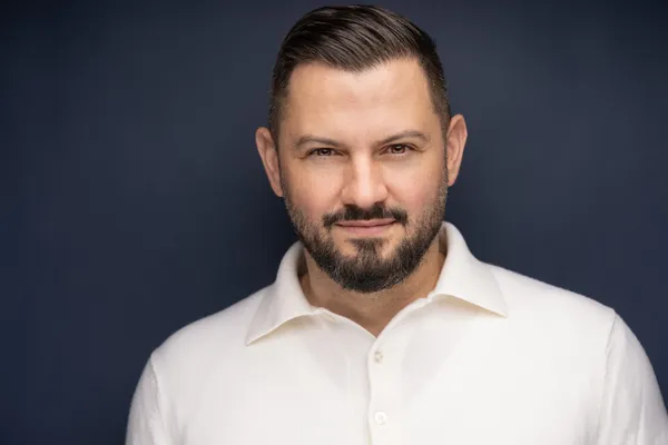 Professional and modern portrait of a business professional